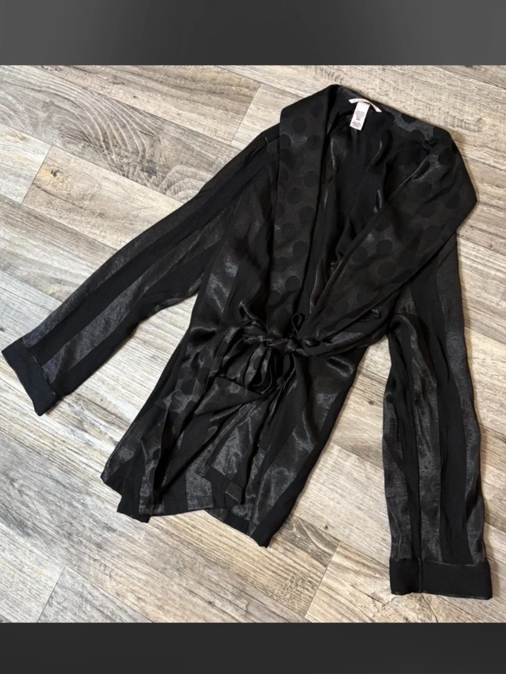 Victoria Secret Robe - Picture 2 of 7
